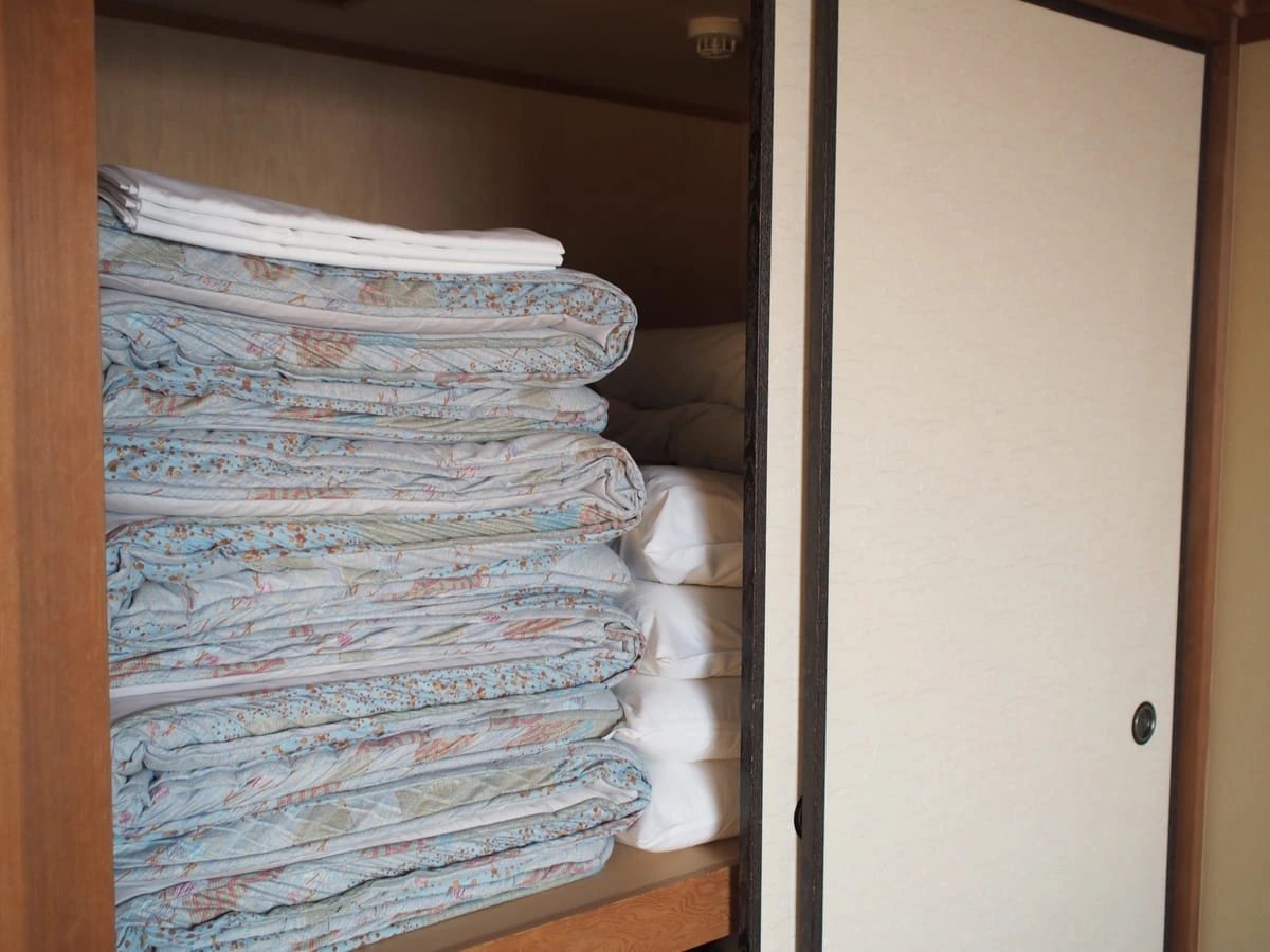 oshiire_futon_storage
