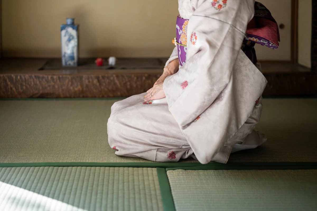 tatami_with_kimono